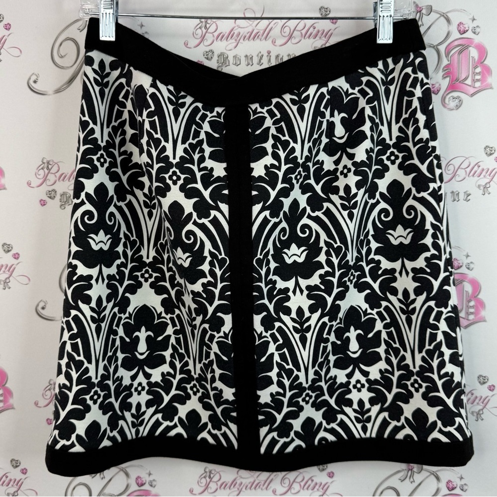 Laundry By Shelli Segal skirt ornate floral Black and White Patterned Skirt
